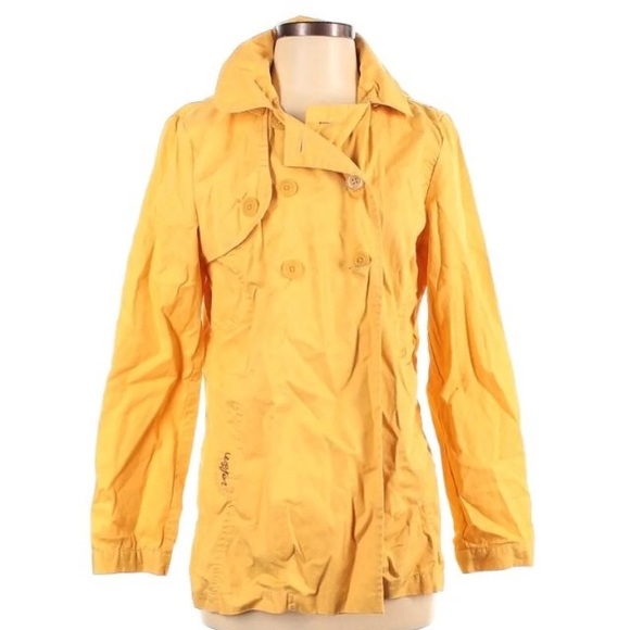 Volcom Jackets & Blazers - Volcom yellow jacket
